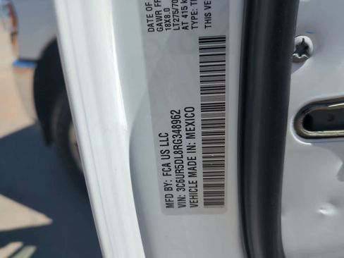 Certified 2024 RAM 2500 Big Horn AWD/4WD image 35