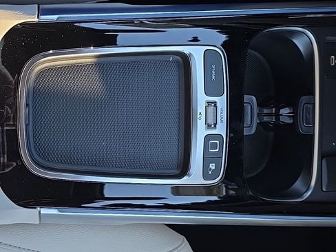 New 2026 Mercedes-Benz GLB 250 4MATIC image 18