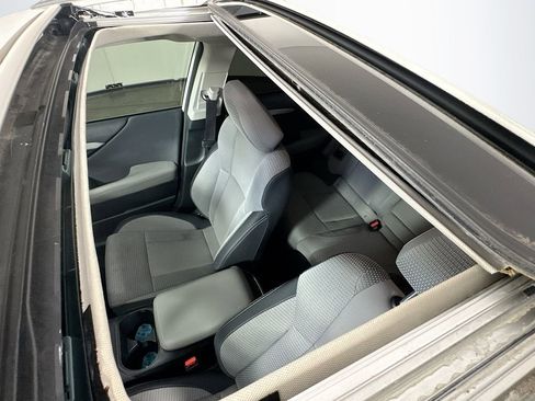 Used 2022 Subaru Outback Premium image 25