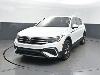 Used 2022 Volkswagen Tiguan SE