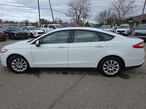 Used 2016 Ford Fusion S image 8