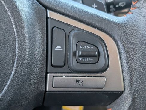 Used 2016 Subaru Crosstrek 2.0i Premium image 27