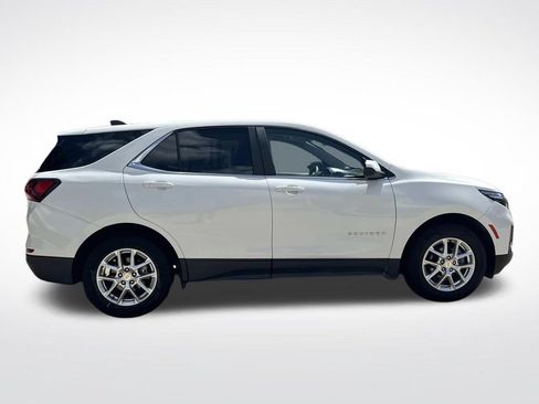Used 2023 Chevrolet Equinox LS w/ LPO, Floor Liner Package FWD image 11
