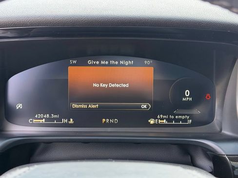 Used 2024 Lincoln Aviator Reserve AWD/4WD image 33
