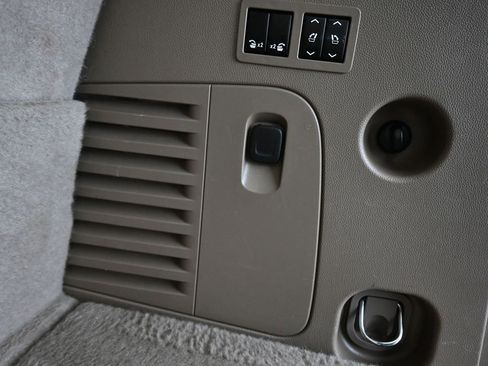 Used 2019 GMC Yukon SLT image 45