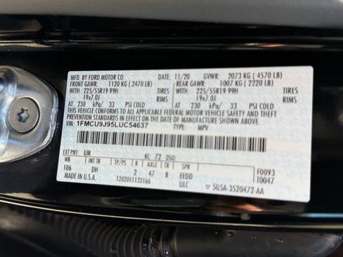 Used 2020 Ford Escape Titanium w/ Titanium Premium Package 2.0 AWD/4WD image 13