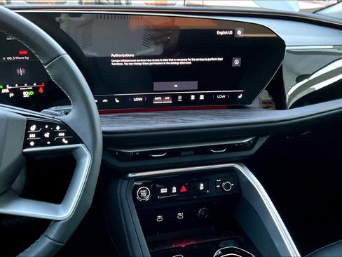 New 2025 Audi Q5 Premium w/ Convenience Package image 6