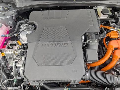 Used 2025 Hyundai Elantra Limited FWD image 27