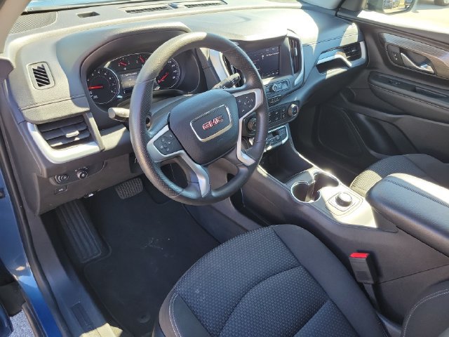 Used 2024 GMC Terrain SLE AWD/4WD image 19