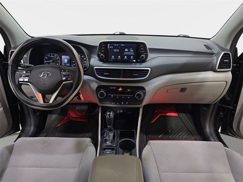 Used 2019 Hyundai Tucson SE image 10