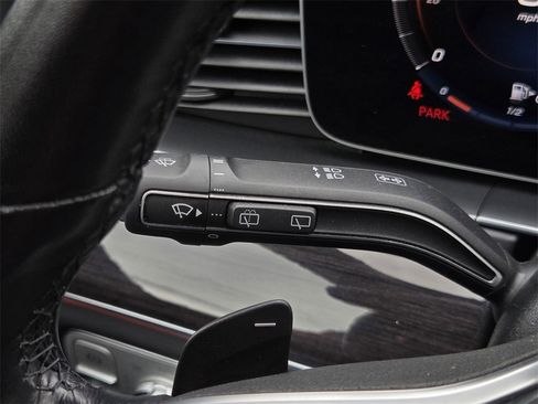 Used 2023 Mercedes-Benz GLS 450 4MATIC image 32