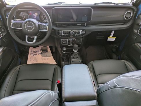 New 2025 Jeep Wrangler Sahara image 22