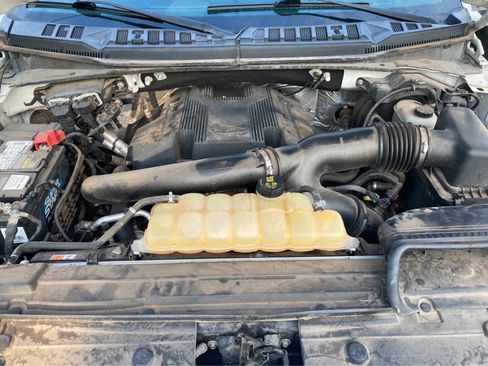 Used 2018 Ford F150 Lariat AWD/4WD image 14