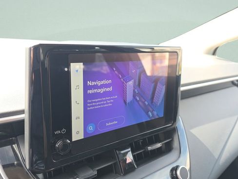 Used 2024 Toyota Corolla LE image 19