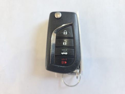 Used 2023 Toyota Camry SE w/ Cold Weather Package AWD/4WD image 30