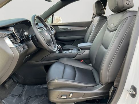 Used 2023 Cadillac XT6 Luxury image 15