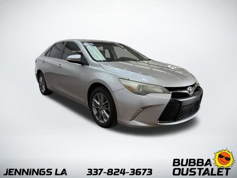Used 2017 Toyota Camry SE FWD image 7