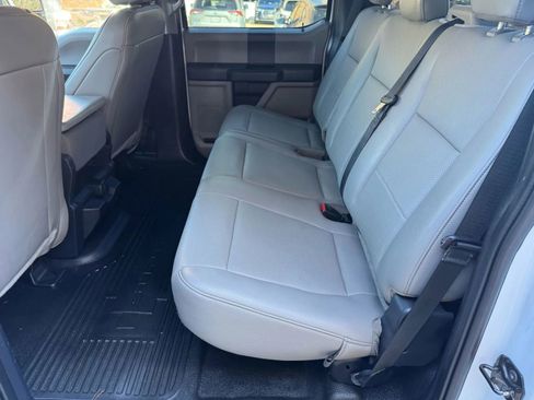 Used 2022 Ford F250 XL w/ Power Equipment Group image 5