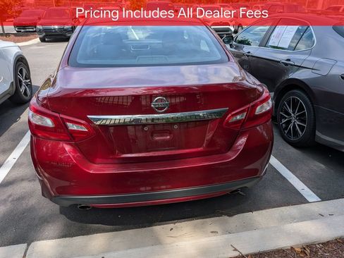 Used 2017 Nissan Altima 2.5 S FWD image 5