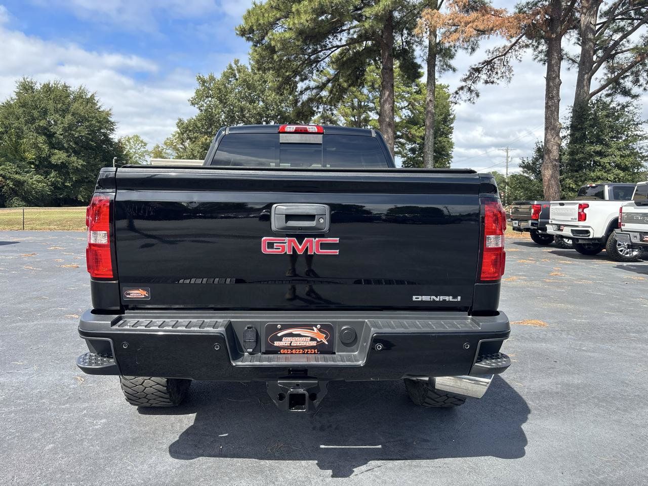 Used 2016 GMC Sierra 2500 Denali w/ Duramax Plus Package AWD/4WD image 6