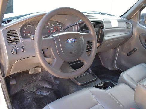Used 2006 Ford Ranger XL RWD image 3