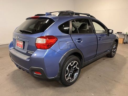 Used 2016 Subaru Crosstrek 2.0i Limited image 3