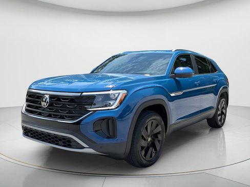 New 2026 Volkswagen Atlas Cross Sport SE FWD image 1