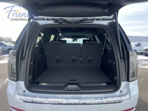 New 2026 Chevrolet Suburban Premier AWD/4WD image 11