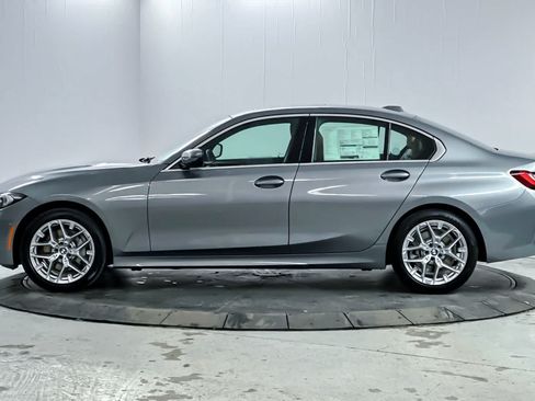 Used 2026 BMW 330i Sedan w/ Convenience Package RWD image 5