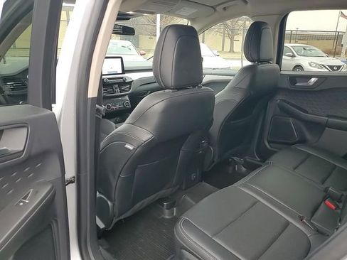 Used 2020 Ford Escape SEL image 29