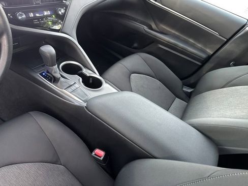 Used 2024 Toyota Camry LE image 23