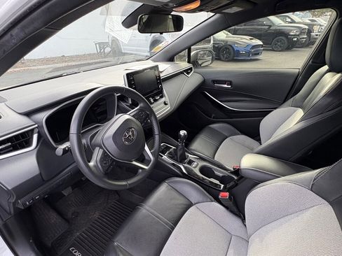Used 2022 Toyota Corolla XSE image 15