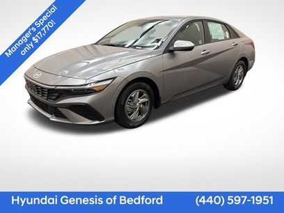 Certified 2025 Hyundai Elantra SE