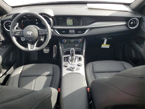 New 2025 Alfa Romeo Stelvio Sprint w/ Convenience Package image 14