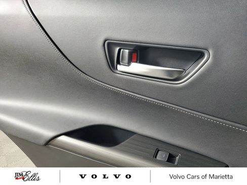 Used 2021 Toyota Venza XLE image 20