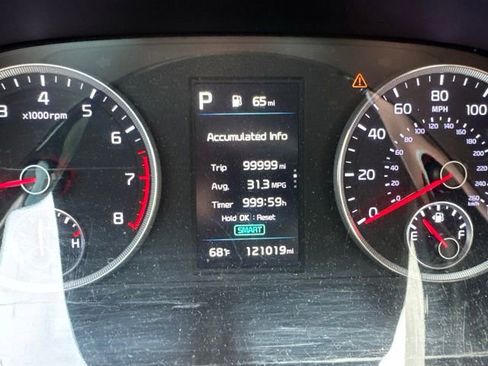 Used 2023 Kia K5 GT-Line w/ GT-Line Premium Package FWD image 10