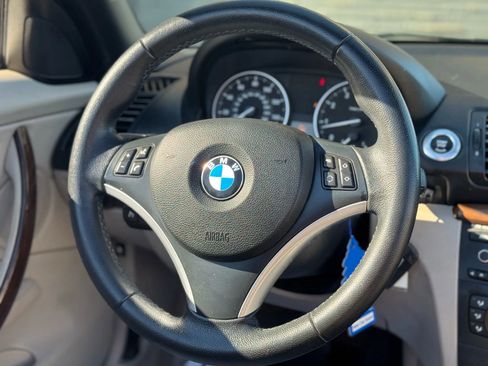 Used 2011 BMW 128i Convertible image 29
