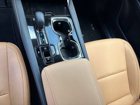 Certified 2025 Lexus RX 350 FWD image 16