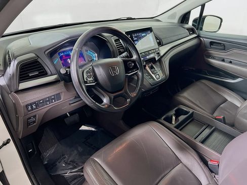 Used 2018 Honda Odyssey Touring image 9