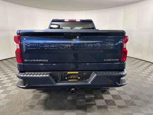 Used 2023 Chevrolet Silverado 1500 Custom image 4