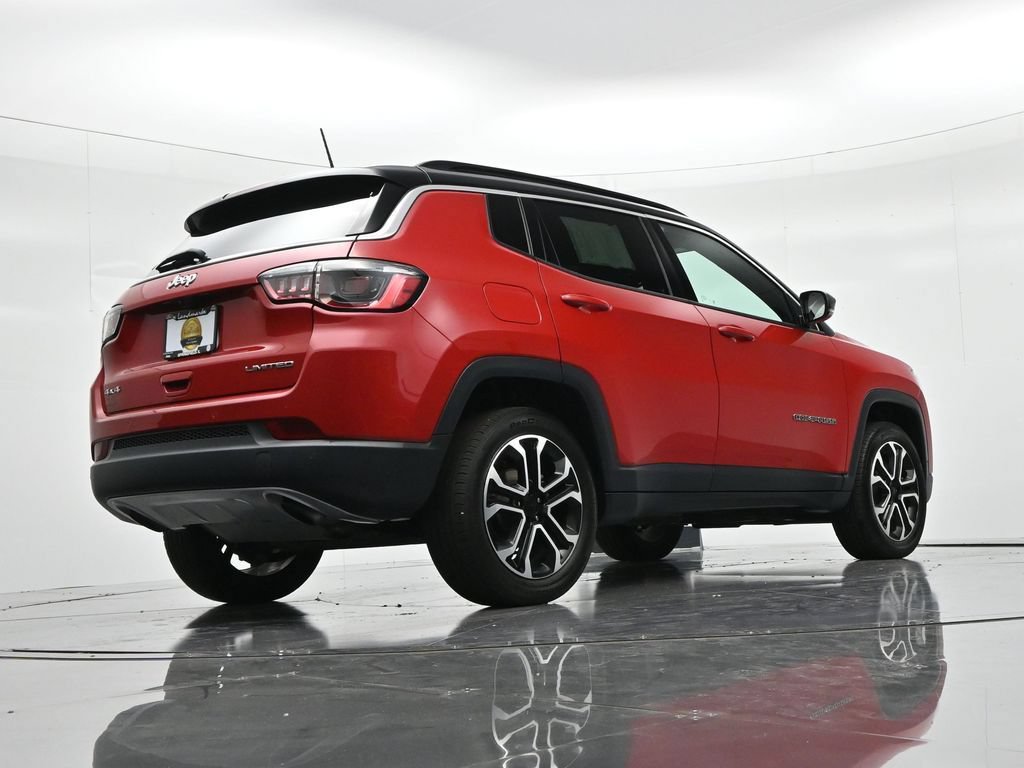 Used 2023 Jeep Compass Limited AWD/4WD image 21