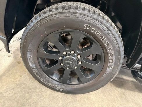 Used 2025 RAM 2500 Big Horn AWD/4WD image 38