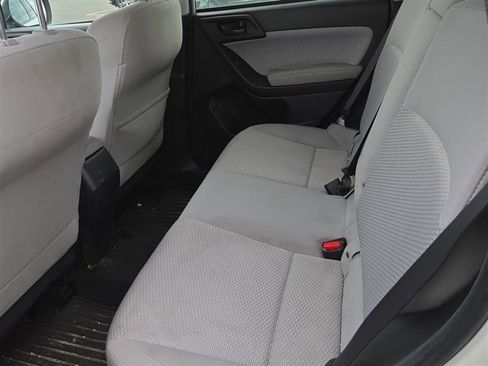 Used 2018 Subaru Forester 2.5i Premium w/ All-Weather Package AWD/4WD image 7