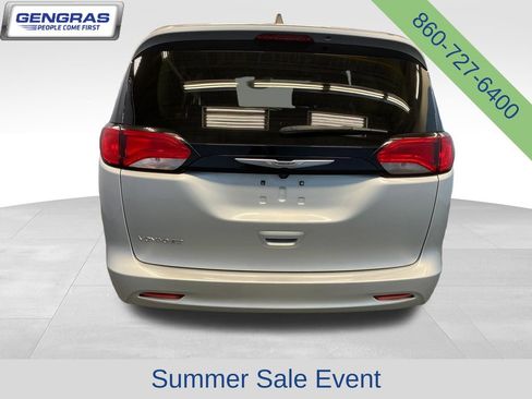 Certified 2023 Chrysler Voyager LX FWD image 6