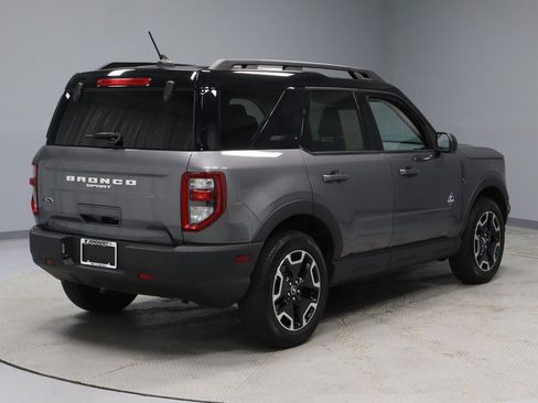 Certified 2023 Ford Bronco Sport Outer Banks w/ Tech Package image 12