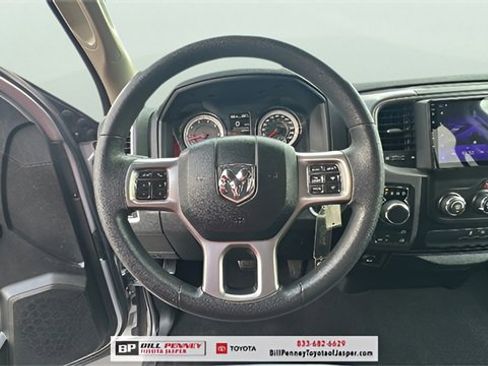 Used 2021 RAM 1500 Classic SLT image 16