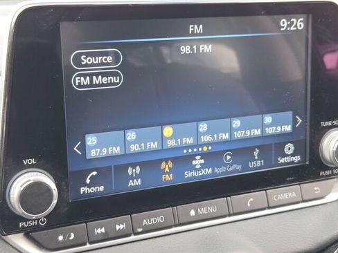 Used 2024 Nissan Sentra SR w/ SR Premium Package FWD image 21