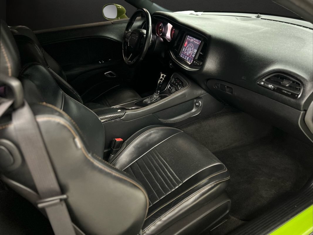 Used 2015 Dodge Challenger R/T Plus RWD image 21
