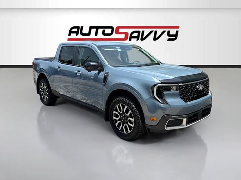 Used 2025 Ford Maverick Lariat AWD/4WD image 1
