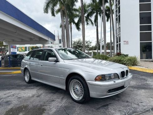 Used 2003 BMW 525i Wagon image 6